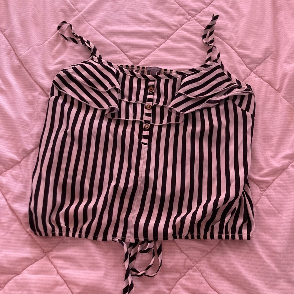 Cropped tie bottom striped tank top